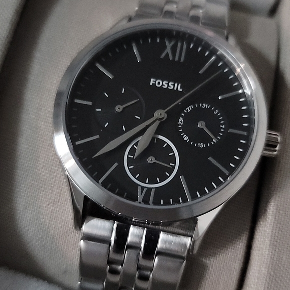 His&Hers silver Fossil watches NWT - Picture 3 of 4